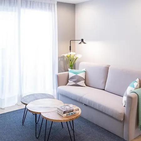 De Diseno Centrico Con Terraza Espectacular Apartman