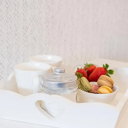 De Diseno Centrico Con Terraza Espectacular Apartman