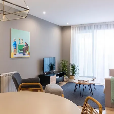 De Diseno Centrico Con Terraza Espectacular Apartman