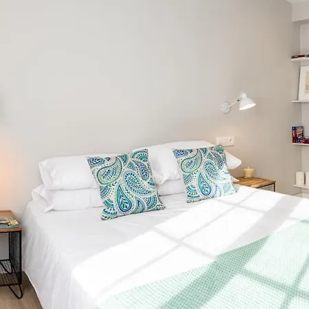 De Diseno Centrico Con Terraza Espectacular