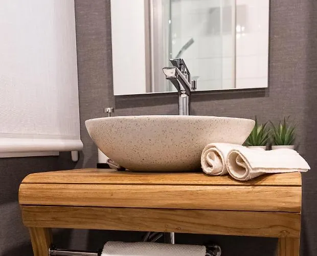 De Diseno Centrico Con Terraza Espectacular Daire *